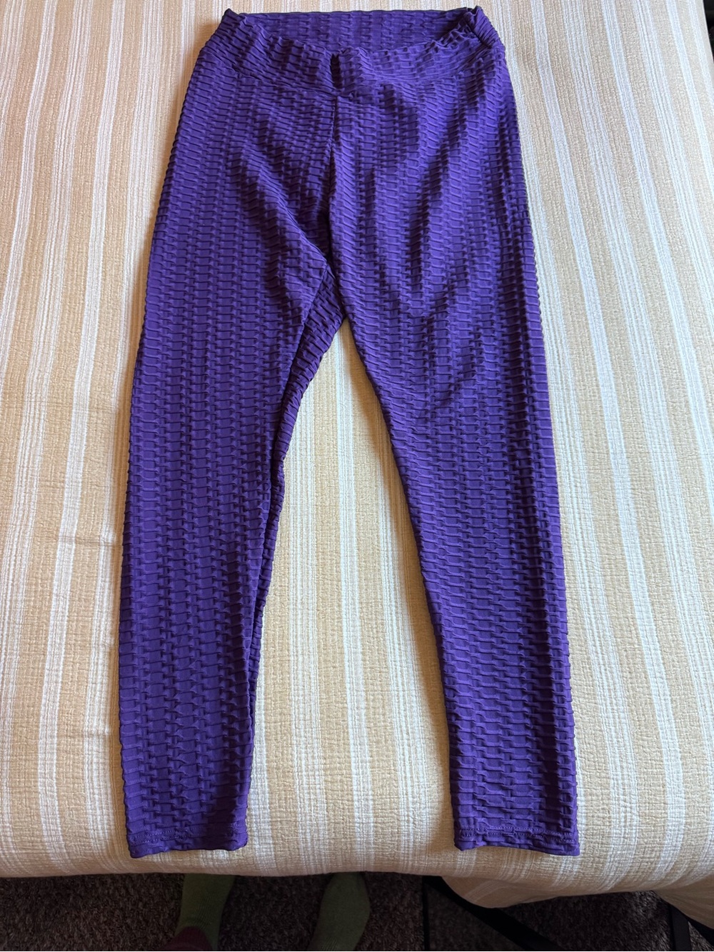 WOMANS XXL Textured Purple Leggings